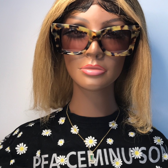 New MIU MIU MU 08WS Oversized Butterfly Light Violet/Light Havana Sunglasses - Picture 10 of 17